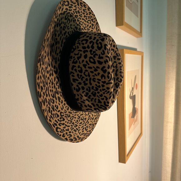 Zara leopard print hat size small - Picture 8 of 9